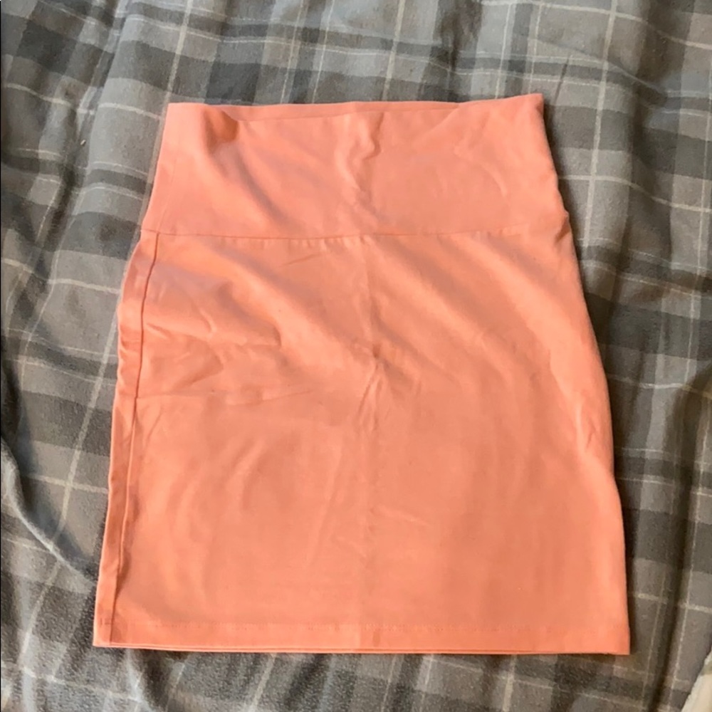 Charlotte Russe body con skirt